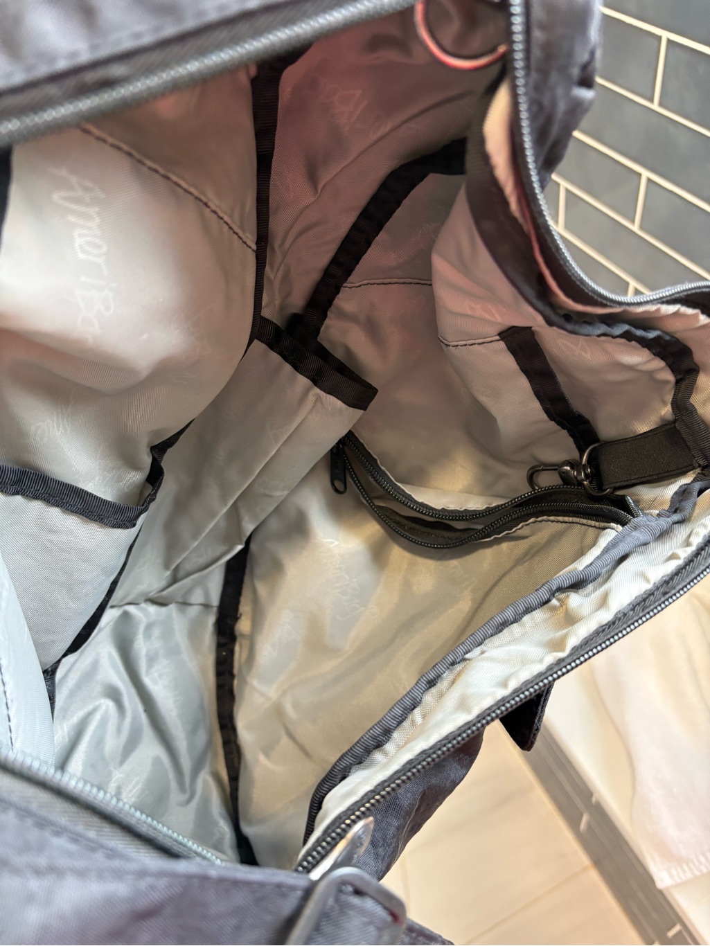 Ameribag Black Teardrop Sling Messenger Bag — image 5 of 8